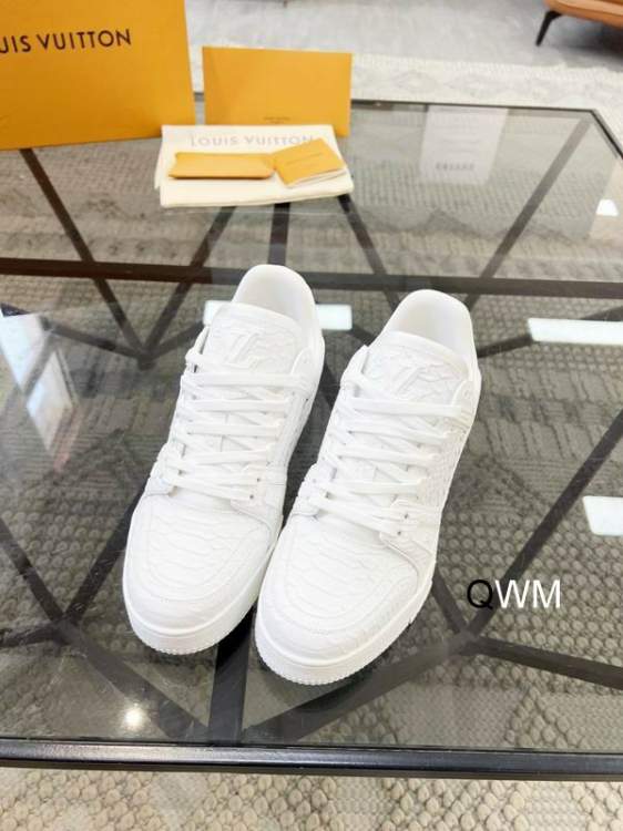 Picture of Louis Vuitton Shoes _SKULVsz38-45WM020513029
